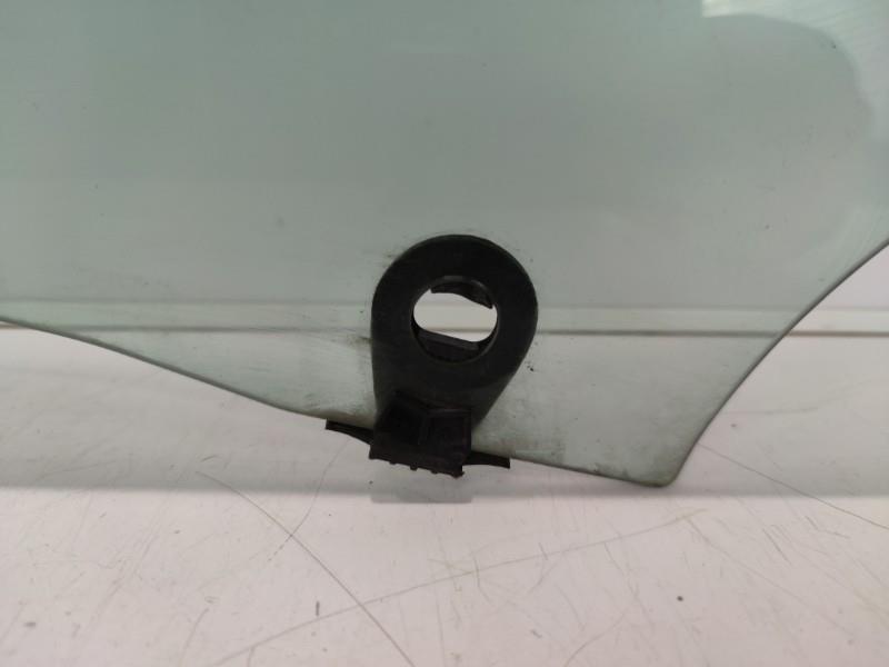 Vitre avant gauche RENAULT CLIO 3 PHASE 2 Essence - 1