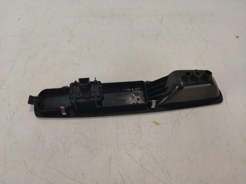 Interruttore lavacristalli anteriore destro RENAULT GRAND SCENIC 3 PHASE 3 Diésel - 1