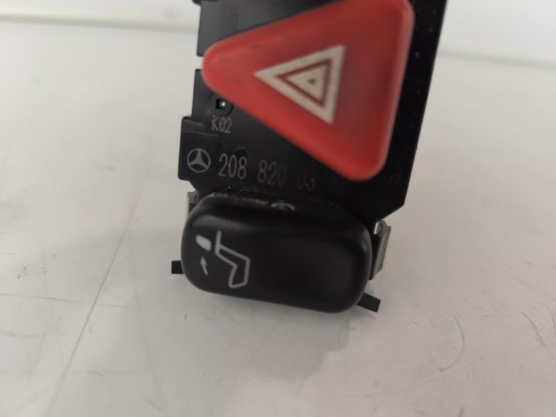 Bouton de warning MERCEDES CLASSE E 210 PHASE 1 Diesel - 1