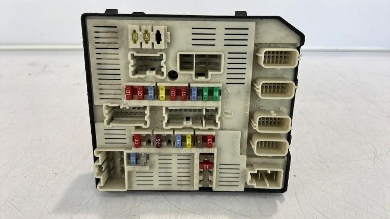 Boitier USM  RENAULT LAGUNA 3 PHASE 1 Diesel - 1