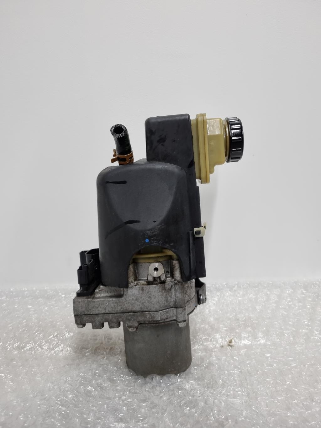Pompe de direction RENAULT LAGUNA 3 PHASE 1 BREAK Diesel - 1