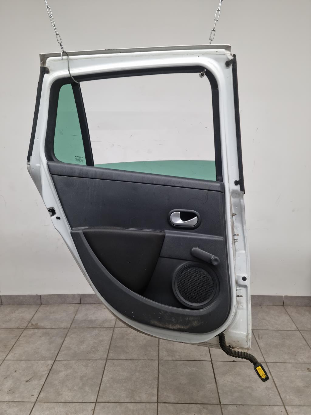 Porte arriere gauche RENAULT CLIO 3 PHASE 2 BREAK Diesel - 1