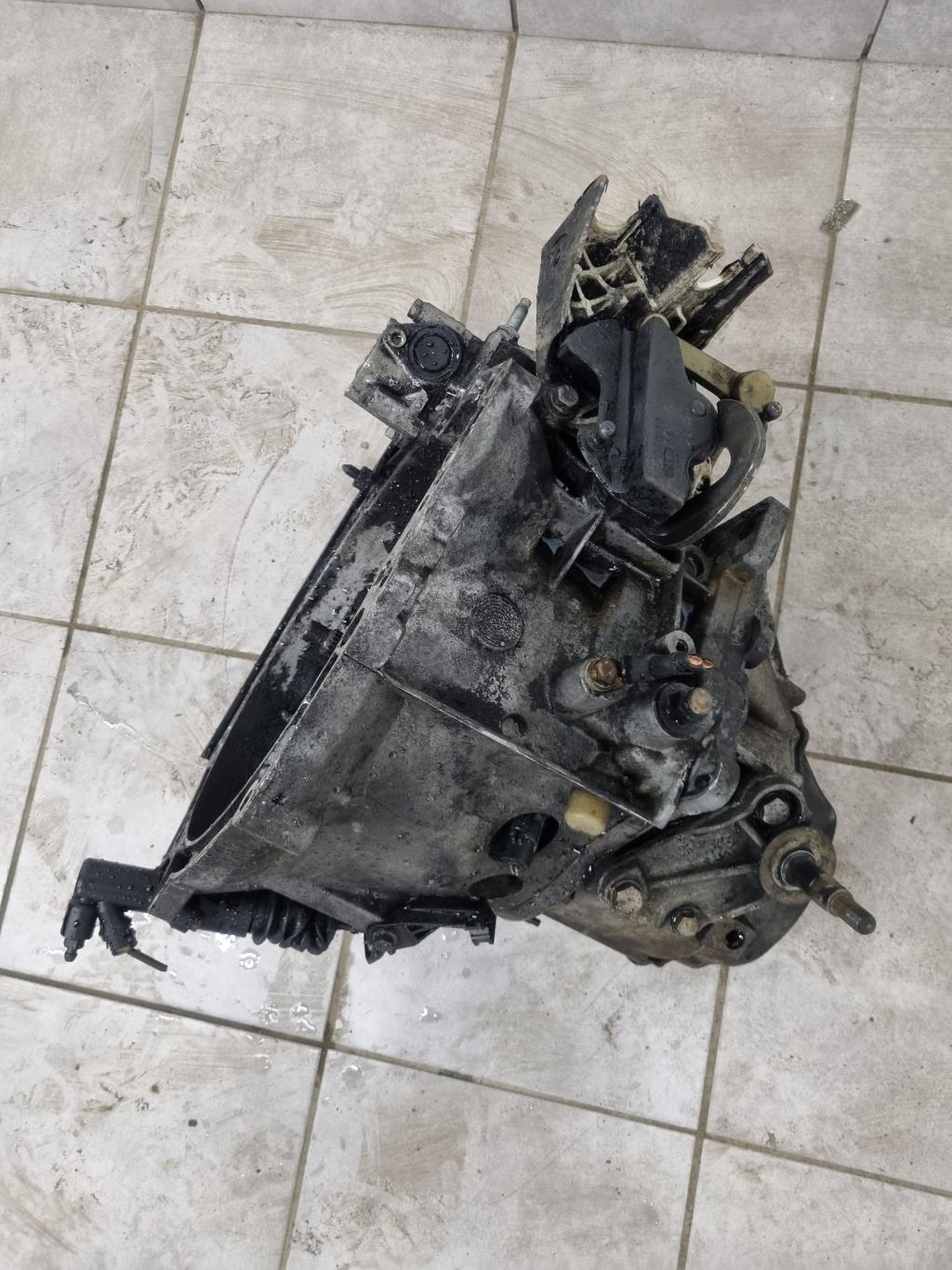 Boite de vitesses CITROEN C4 1 PHASE 1 Diesel - 1