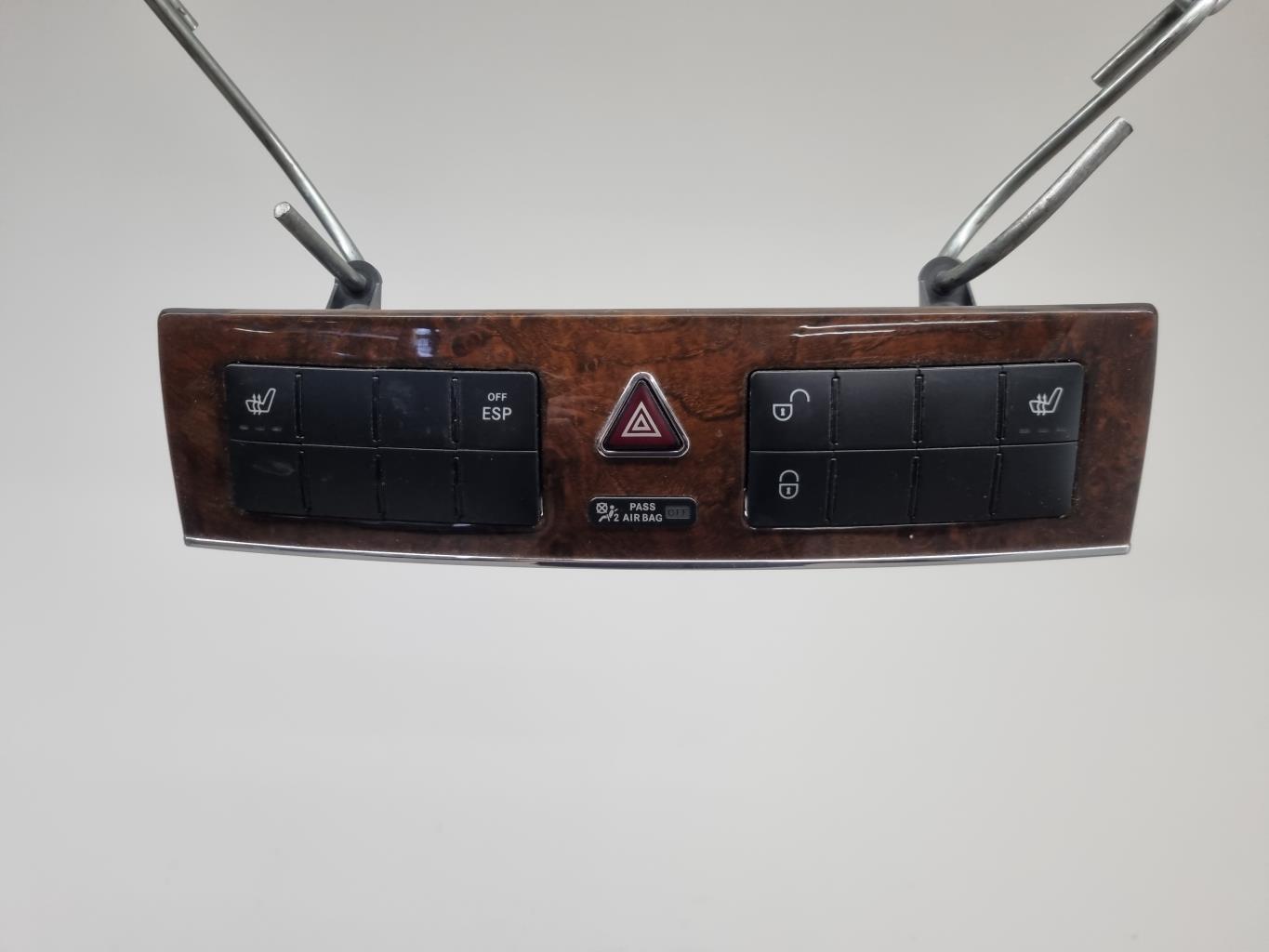 Bouton de warning MERCEDES CLASSE C 203 PHASE 2 BREAK  - 1