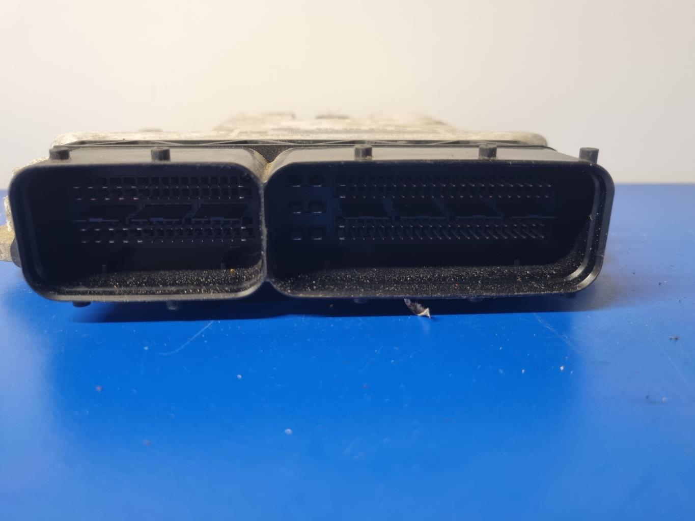Calculateur moteur SEAT LEON 2 PHASE 1 Diesel - 1