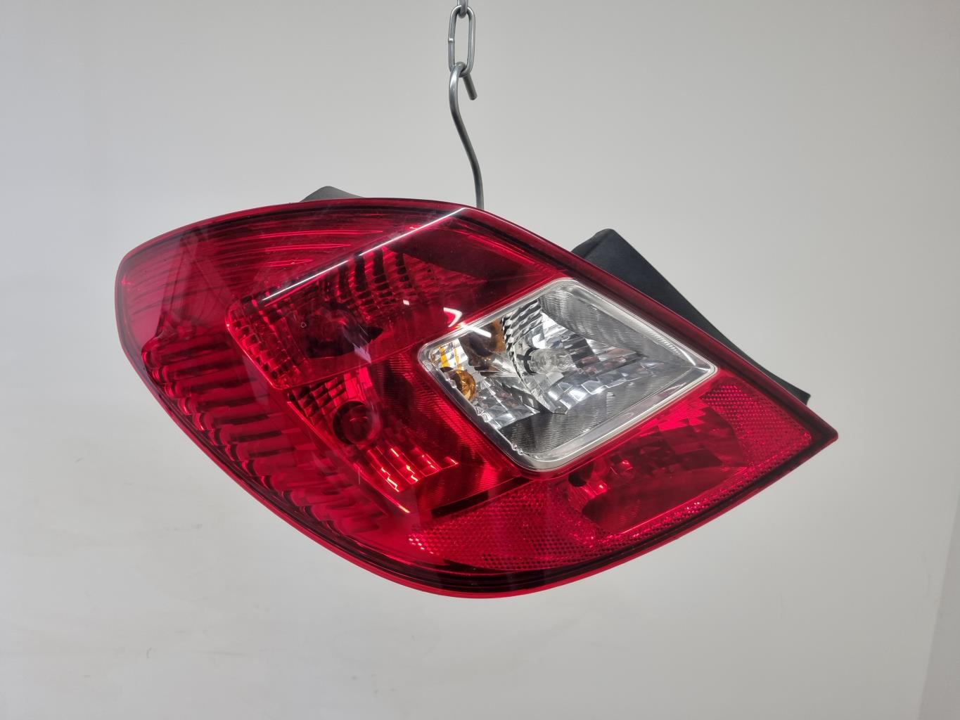 Feu arriere principal gauche (feux) OPEL CORSA D PHASE 2 Diesel - 1