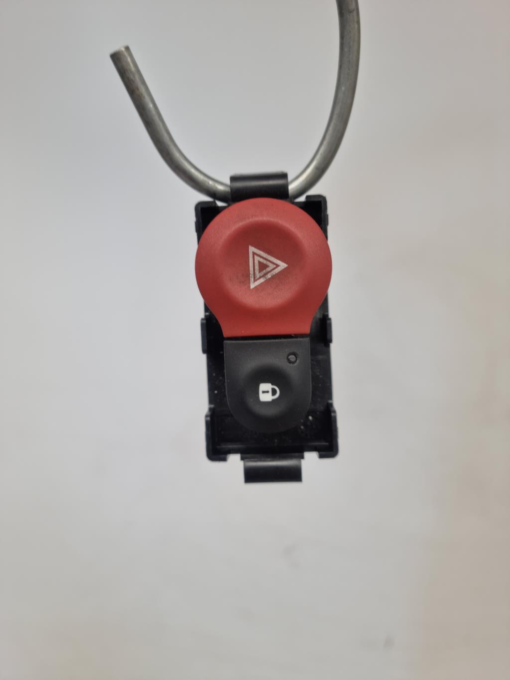 Bouton de warning RENAULT TWINGO 3 PHASE 1 Essence - 1