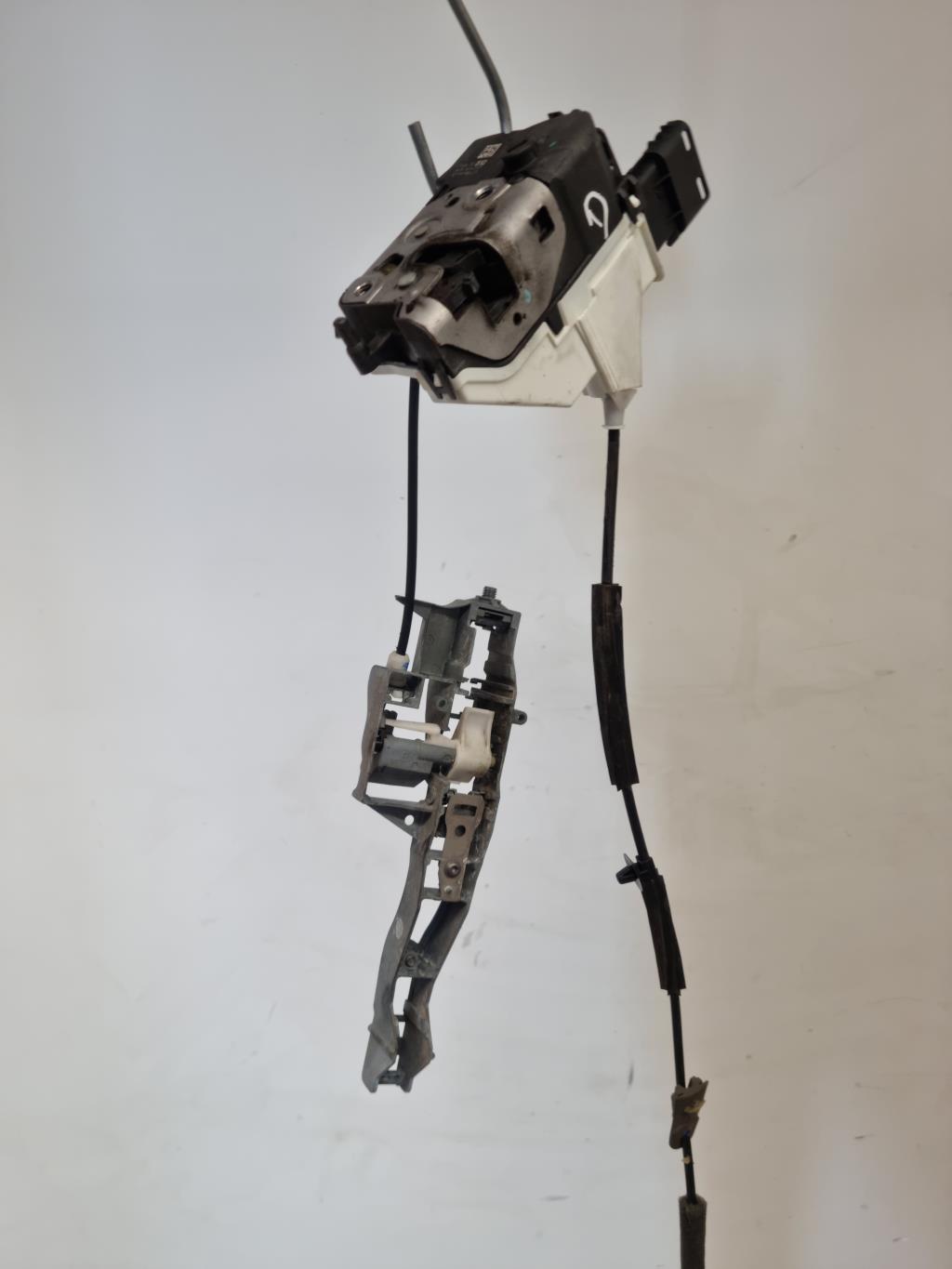Serrure avant droit CITROEN DS3 PHASE 1 Diesel - 1