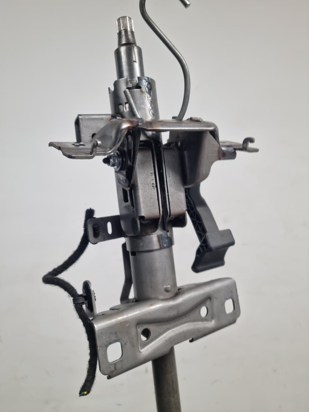 Colonne de direction PEUGEOT 308 2 PHASE 1 Diesel - 1