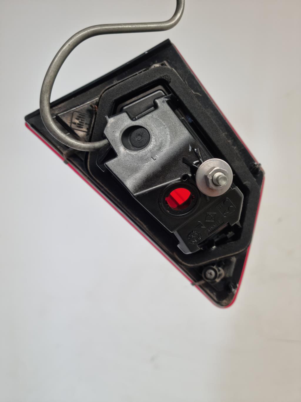 Feu arriere secondaire gauche (feux) RENAULT CLIO 4 PHASE 2 Diesel - 1
