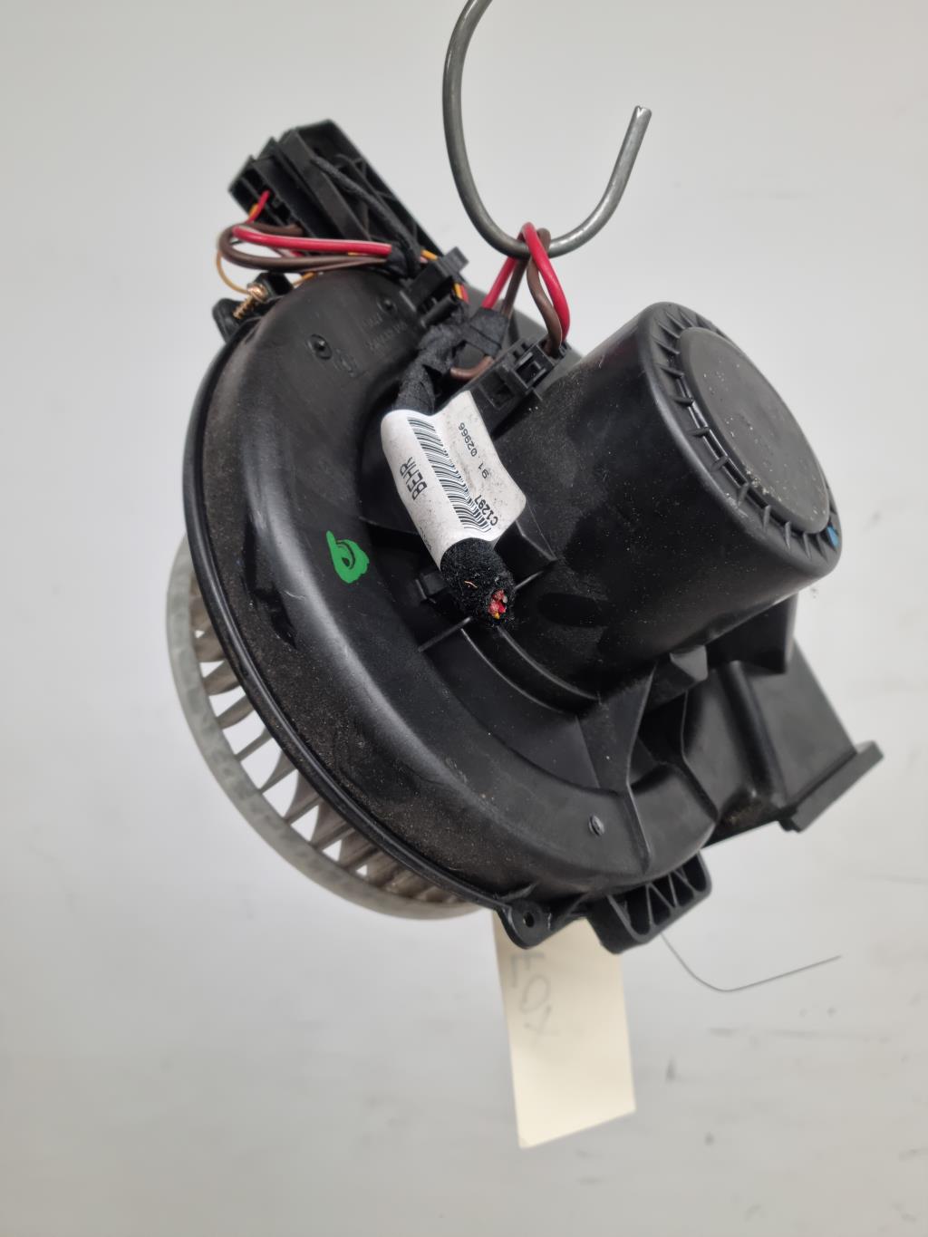 Pulseur d'air VOLKSWAGEN FOX Essence - 1