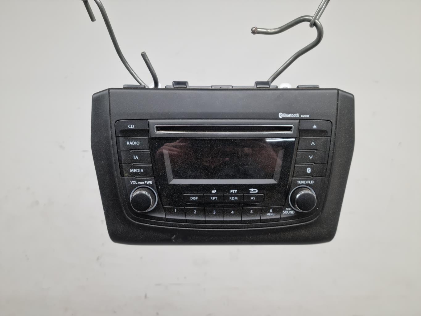 Autoradio d'origine SUZUKI SWIFT 5 Essence - 1