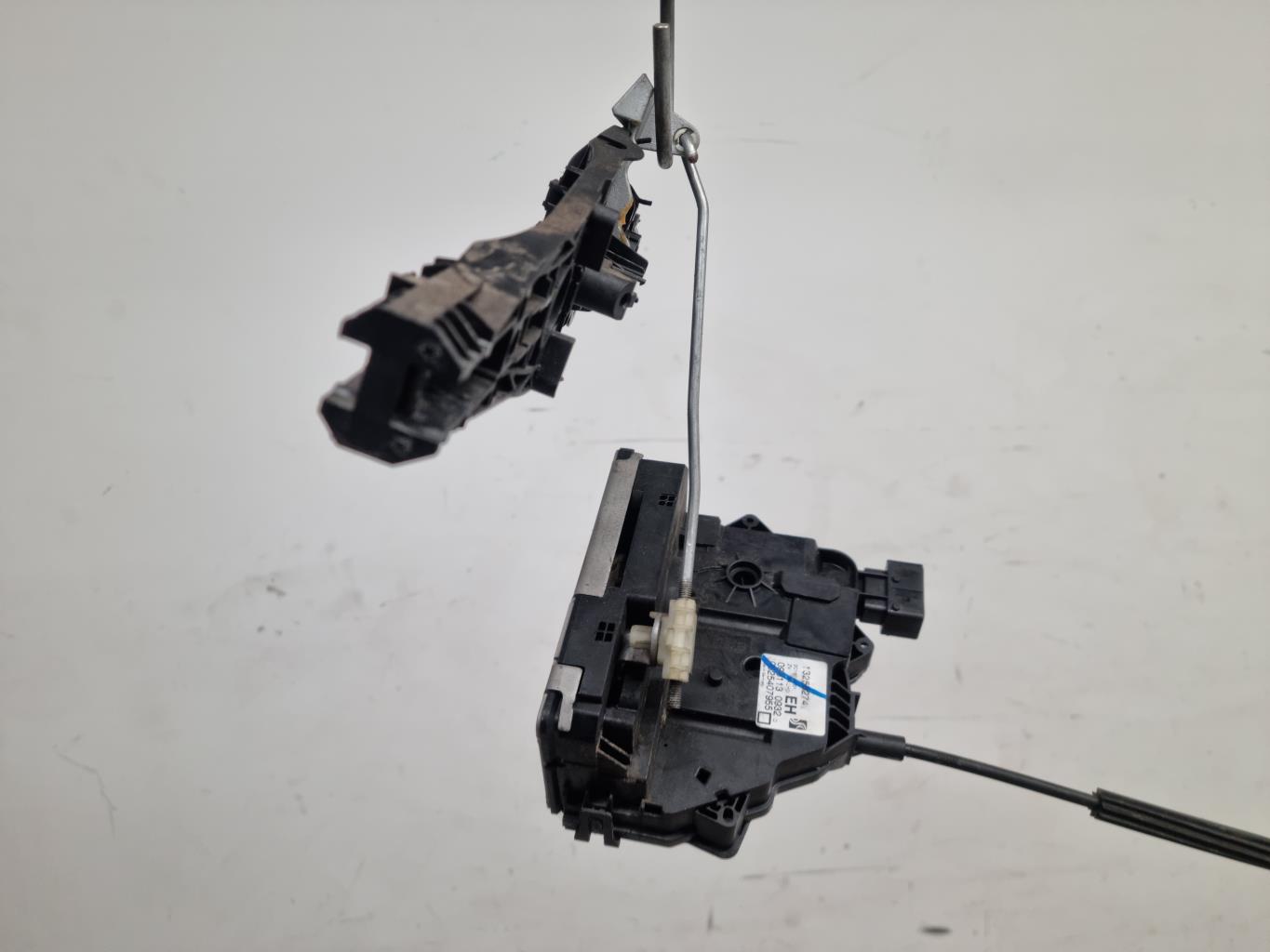 Serrure avant droit OPEL MERIVA B PHASE 1 Essence - 1