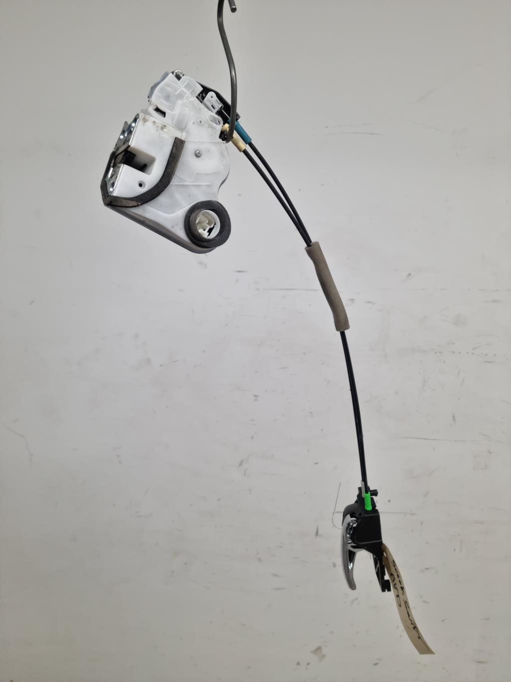 Serrure avant droit SUZUKI SWIFT 5 Essence - 1