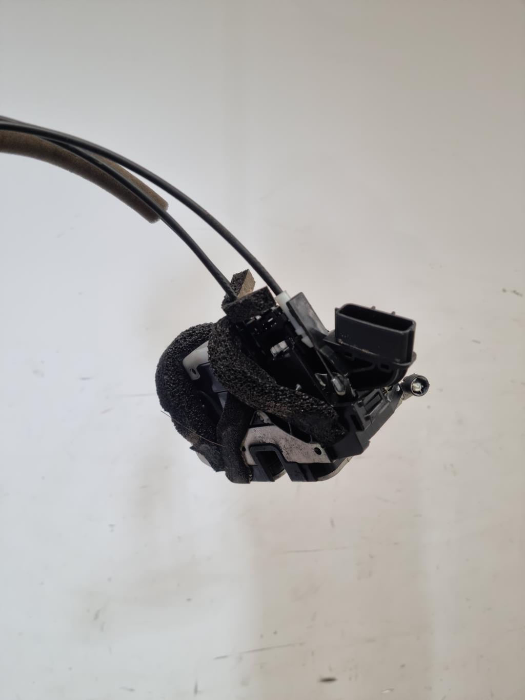 Serrure avant gauche NISSAN JUKE 1 PHASE 1 Diesel - 1