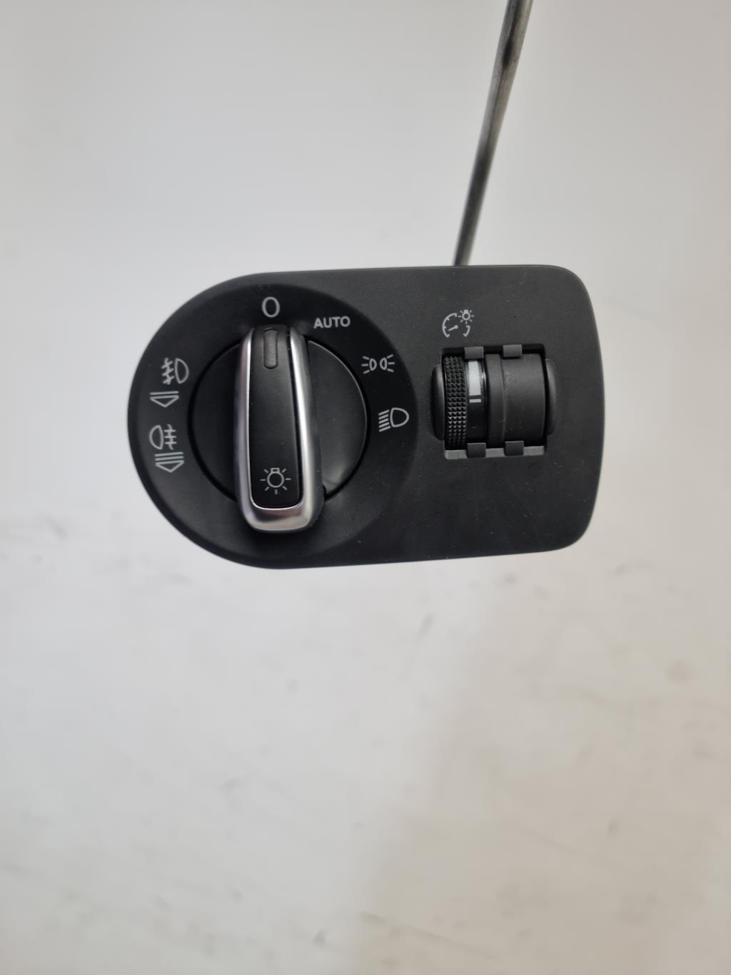 Commande de phare AUDI A3 2 PHASE 2 Diesel - 1