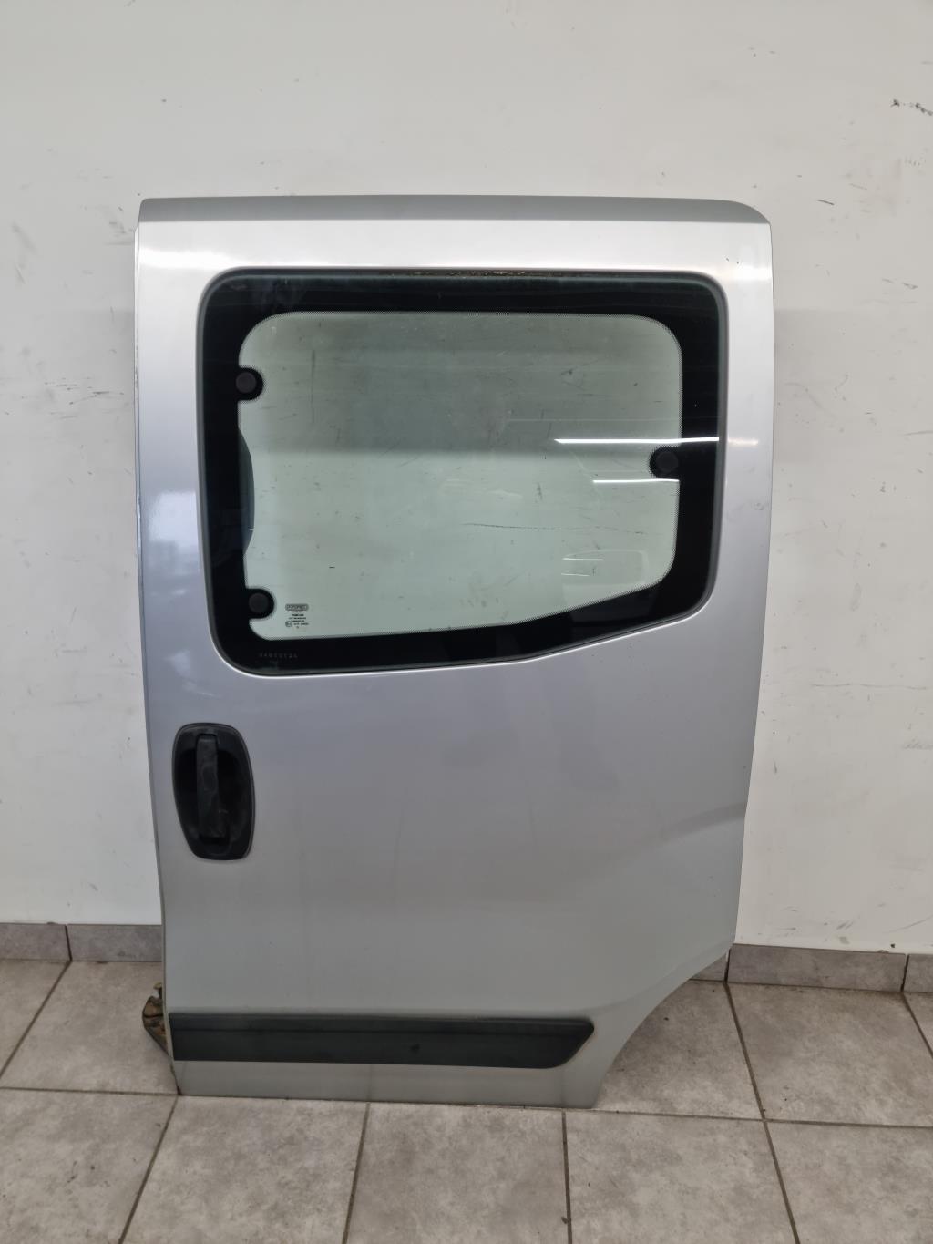 Porte laterale gauche CITROEN NEMO Diesel - 1