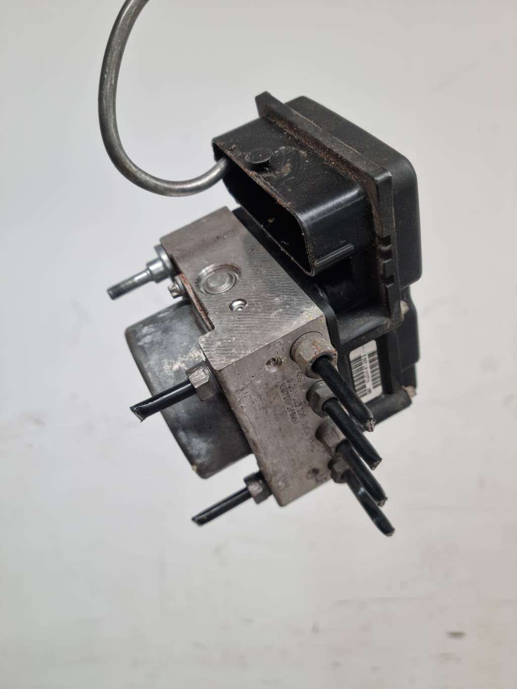 Bloc ABS (freins anti-blocage) FORD KA 2 PHASE 2 Essence - 1