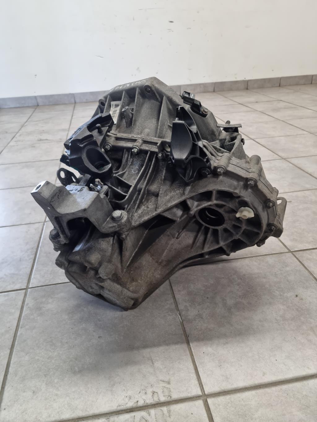 Boite de vitesses RENAULT GRAND SCENIC 3 PHASE 1 Diesel - 1