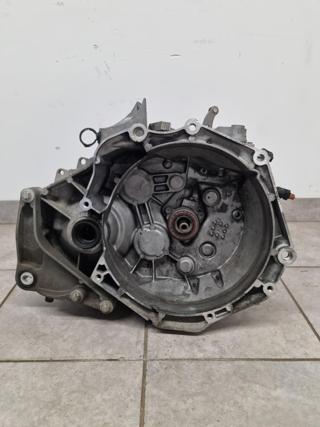 Boite de vitesses OPEL CORSA E Essence - 1