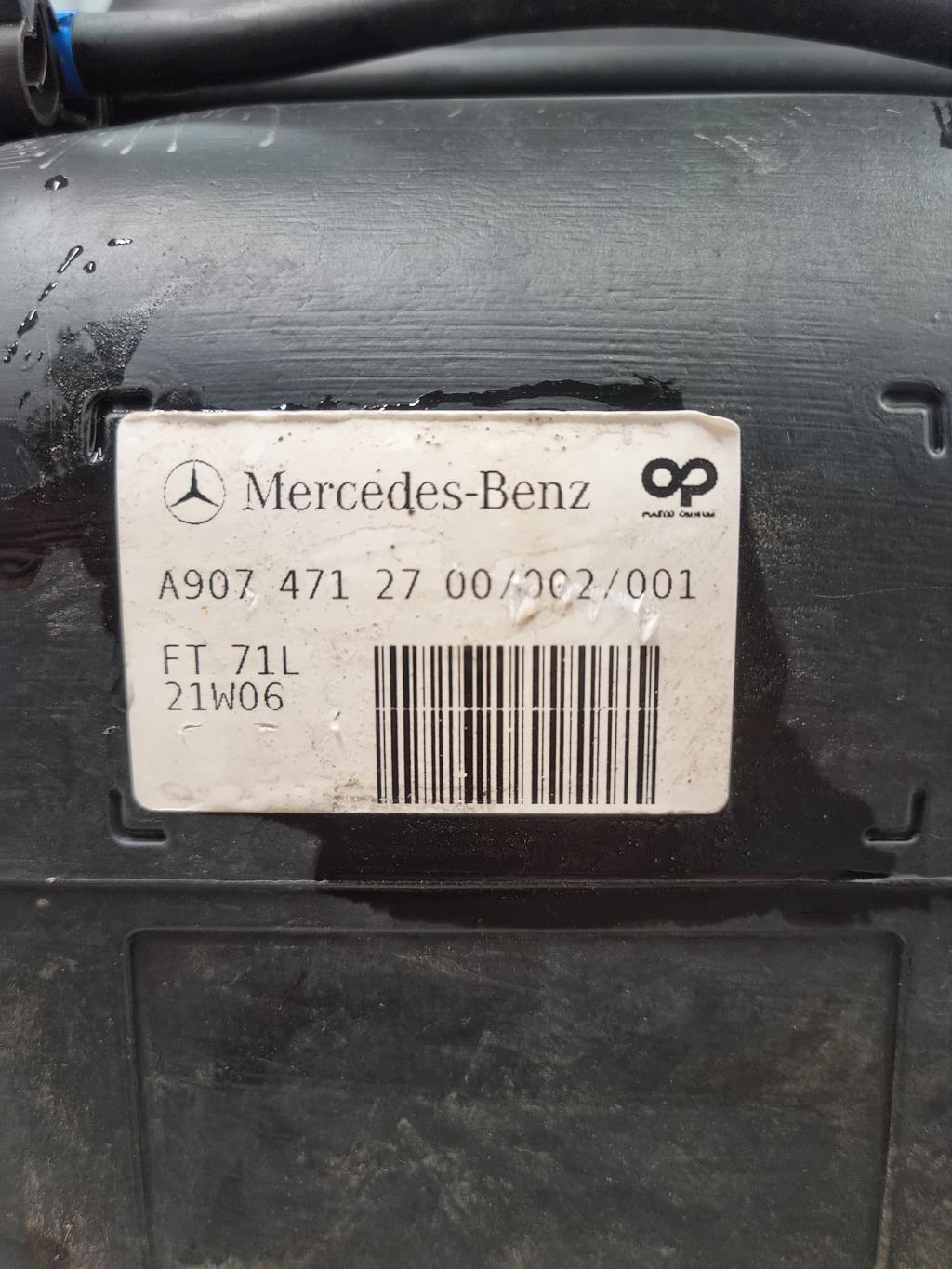 Reservoir MERCEDES SPRINTER 3 Diesel - 1