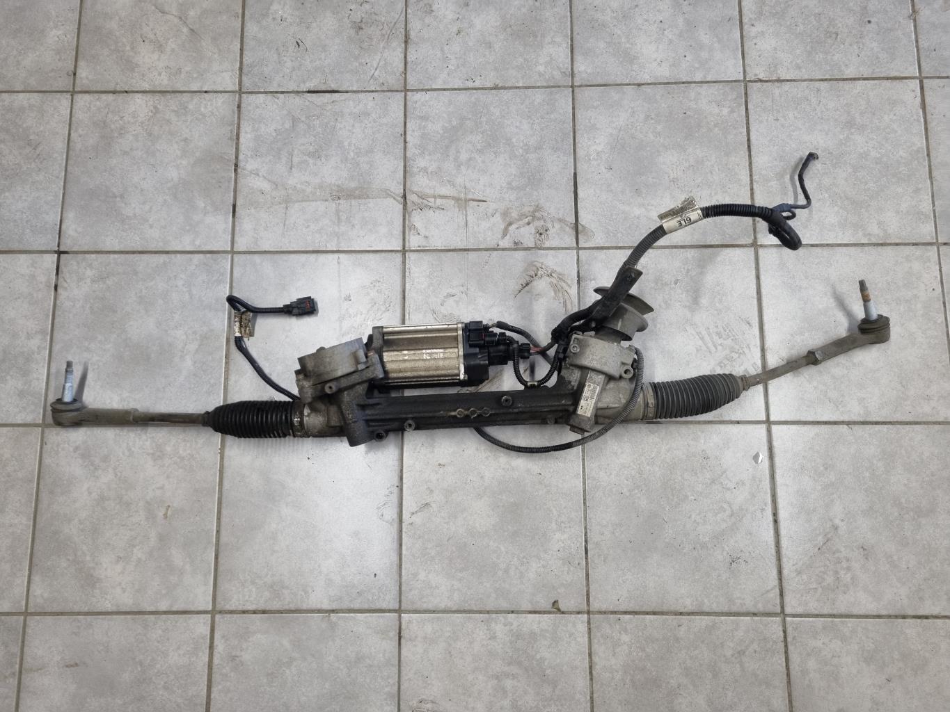 Cremaillere assistee OPEL ASTRA J PHASE 1 Essence - 1
