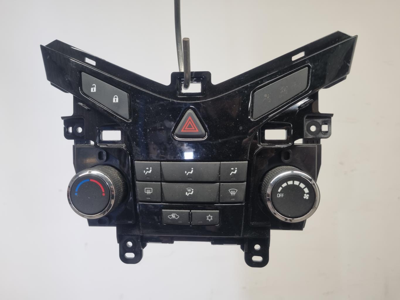 Commande chauffage CHEVROLET CRUZE PHASE 2 Diesel - 1