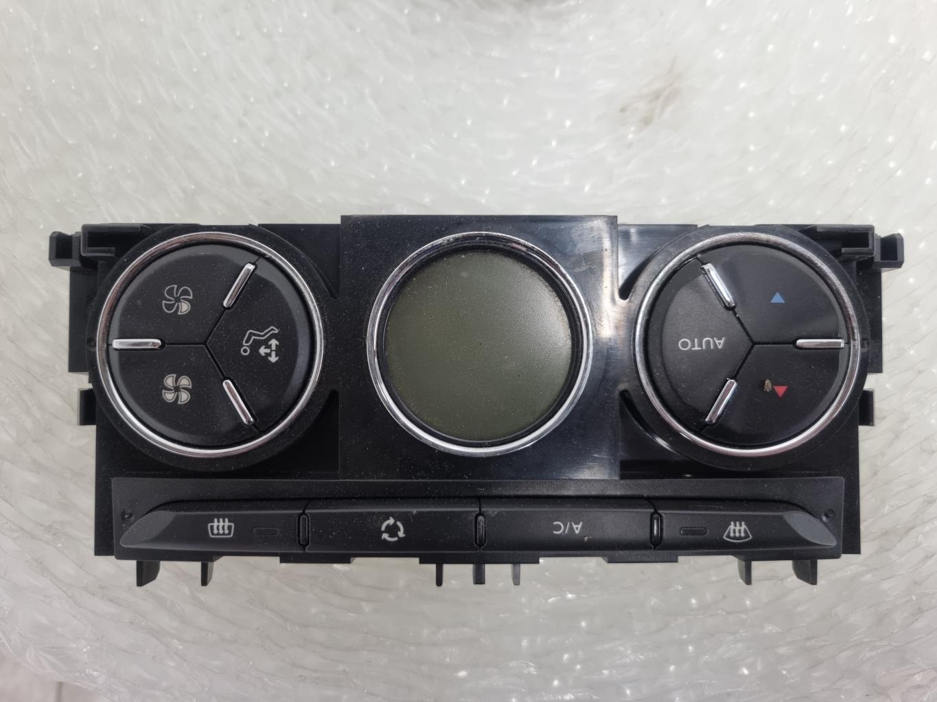 Commande chauffage CITROEN C3 2 PHASE 1 Essence - 1