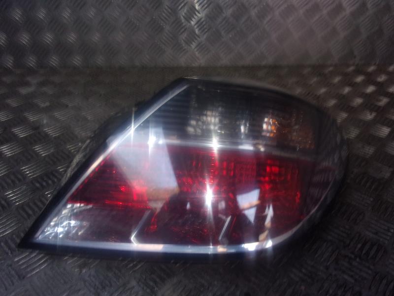 Fanale posteriore principale destro (luci) OPEL ASTRA H GTC PHASE 1 Diésel - 1