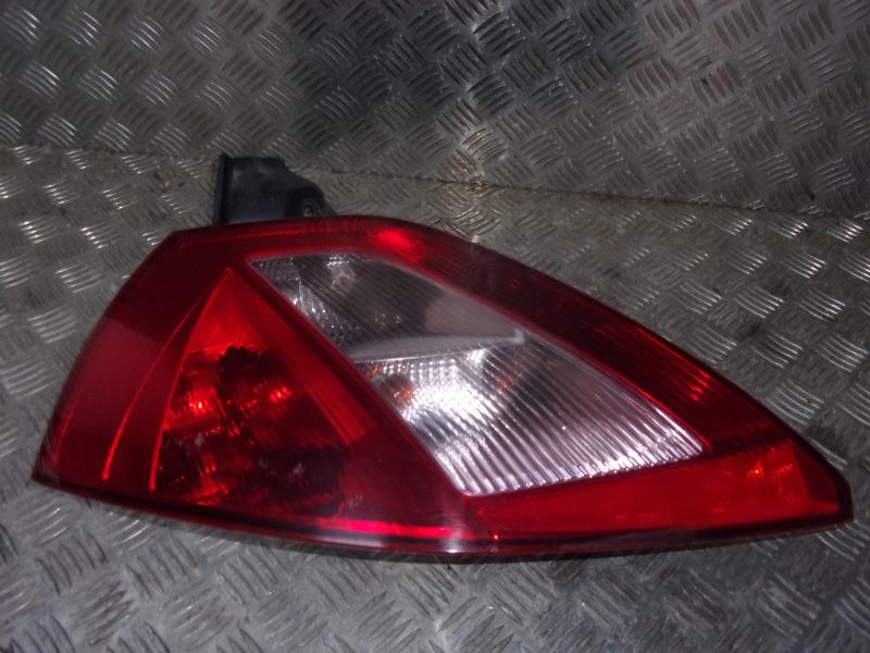 Fanale posteriore principale sinistro (luci) RENAULT MEGANE 2 PHASE 1 Diésel - 1