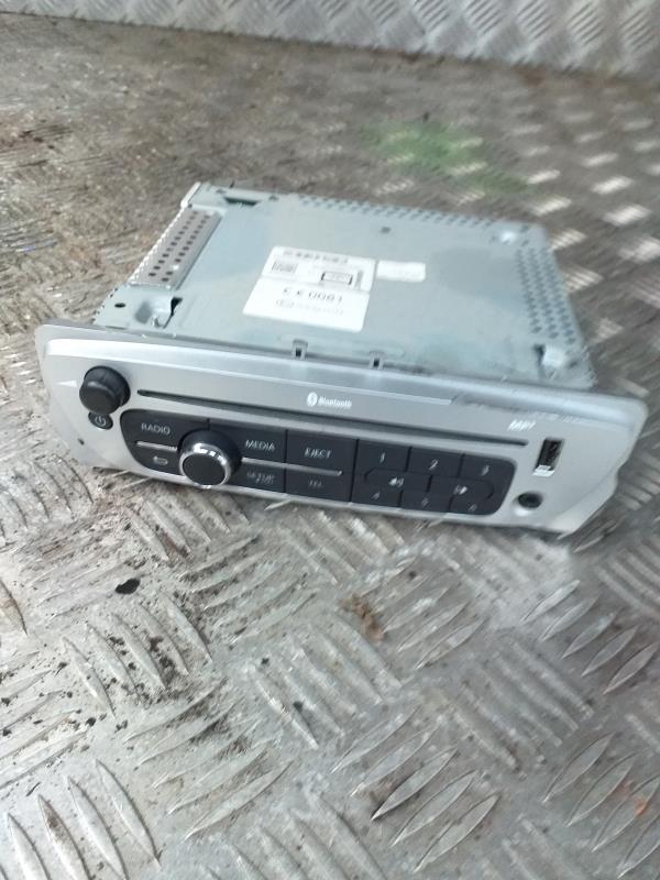 Autoradio originale RENAULT MEGANE 3 PHASE 2 Diésel - 1