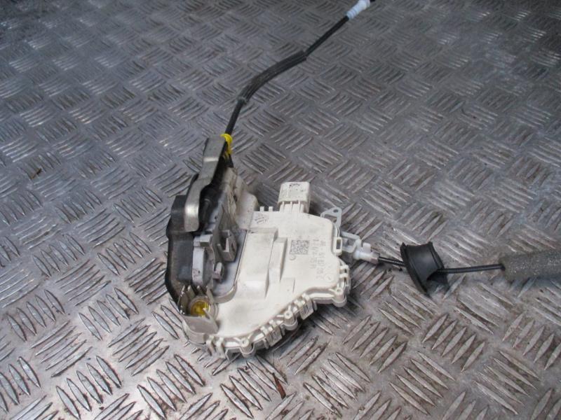 Serrure avant gauche AUDI A1 1 PHASE 1 Diesel - 1