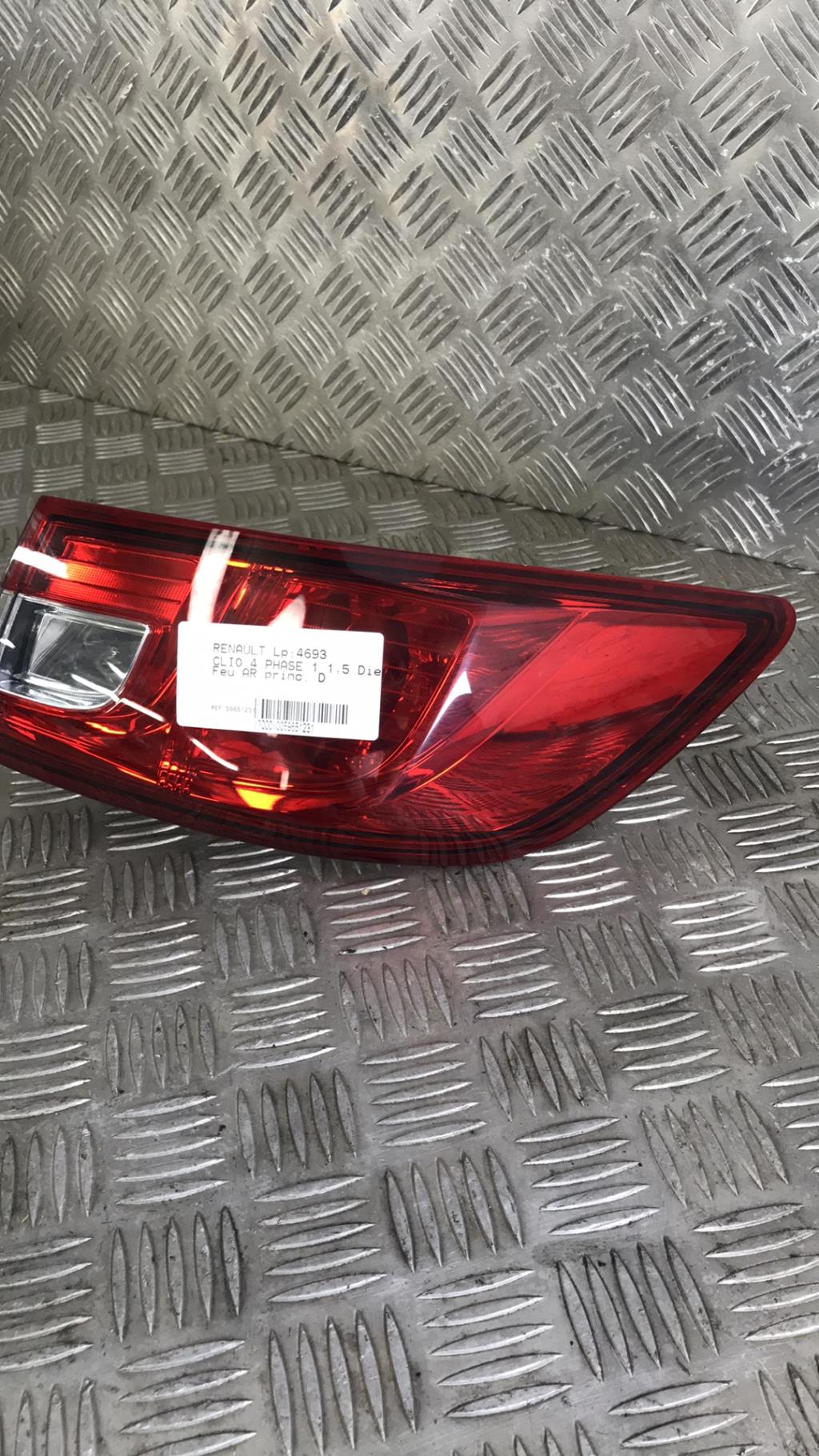 Fanale posteriore principale destro (luci) RENAULT CLIO 4 PHASE 1 Diésel - 1