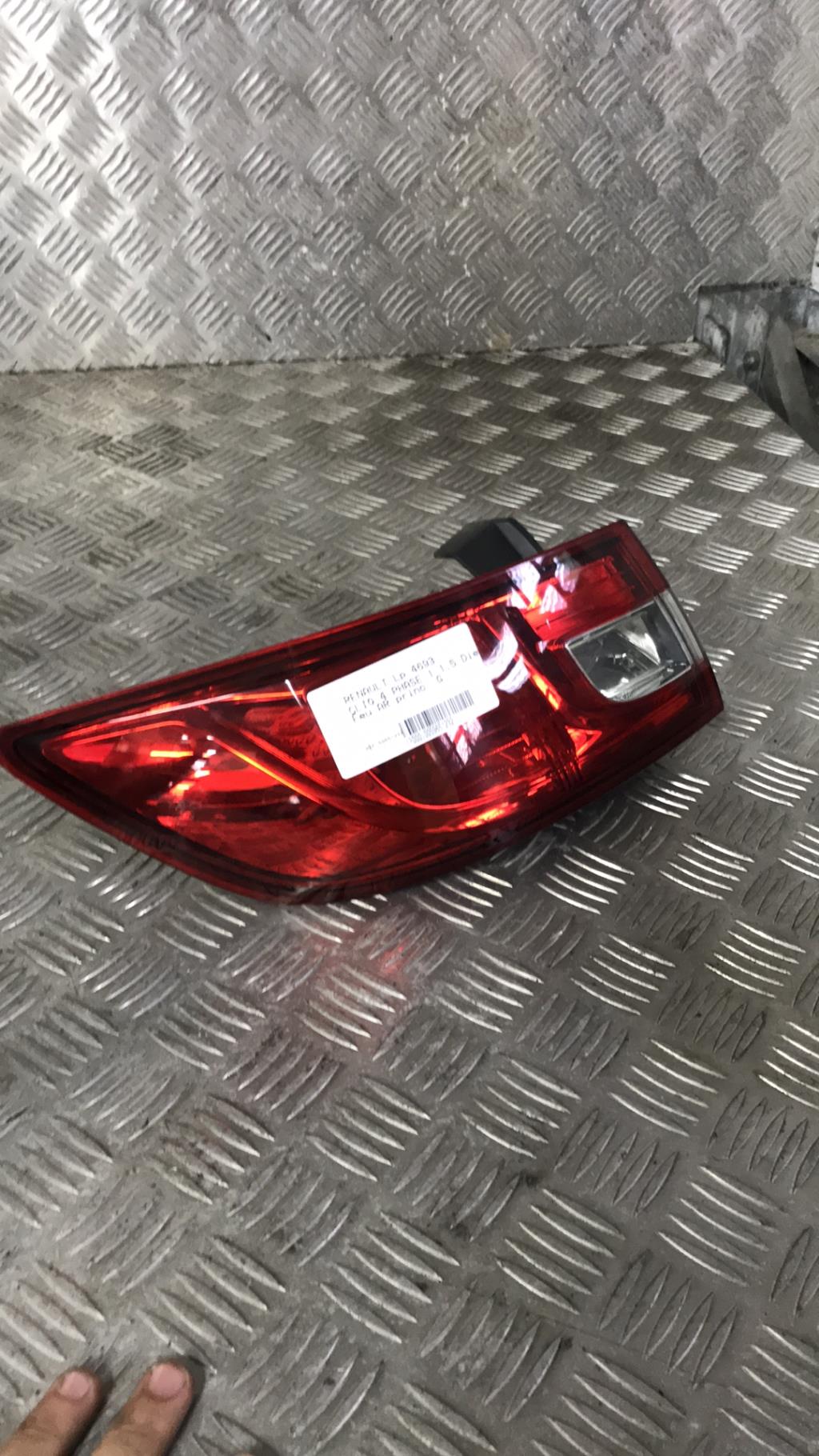 Fanale posteriore principale sinistro (luci) RENAULT CLIO 4 PHASE 1 Diésel - 1