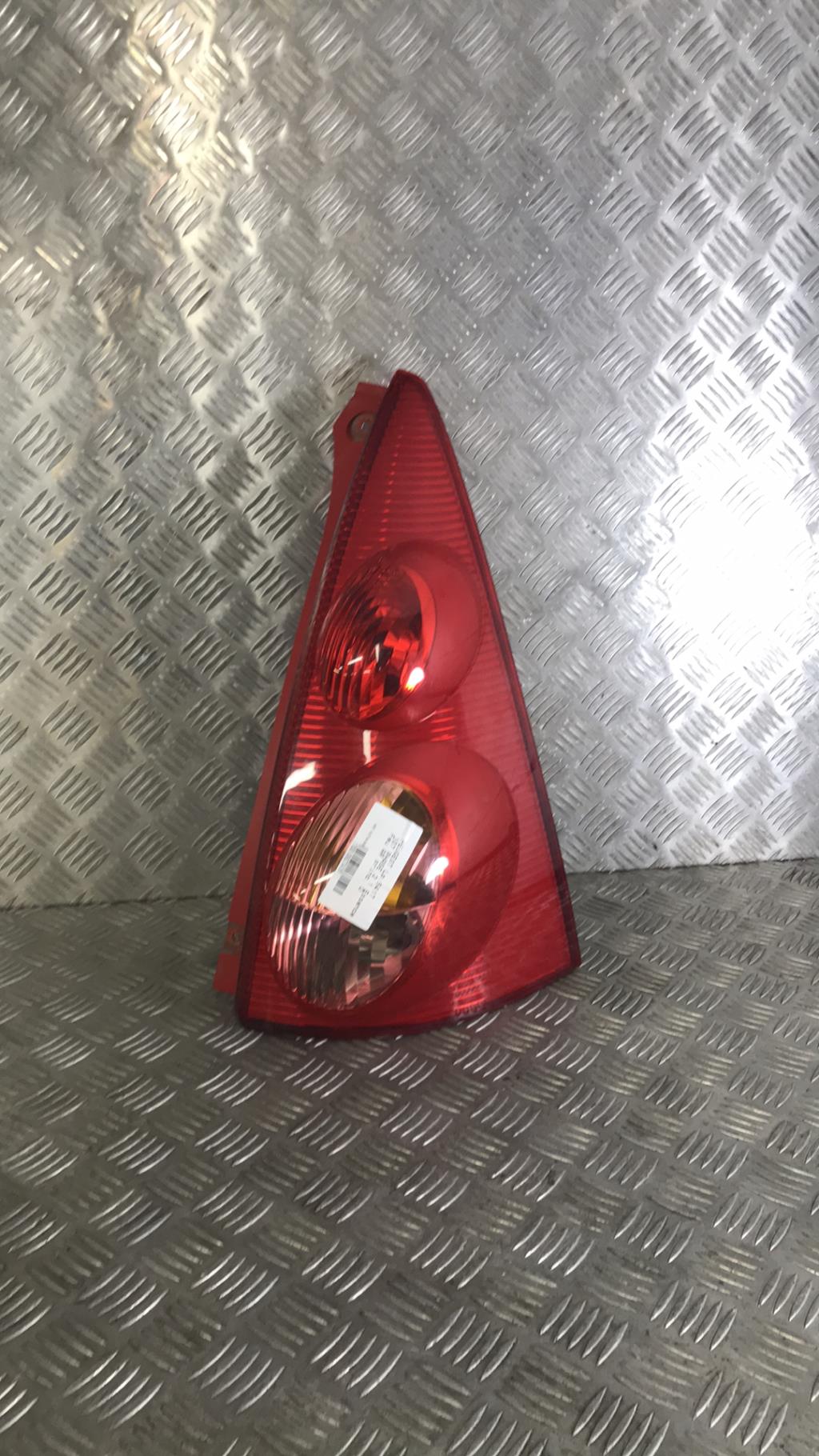 Fanale posteriore principale destro (luci) PEUGEOT 107 PHASE 2 Gasolina - 1