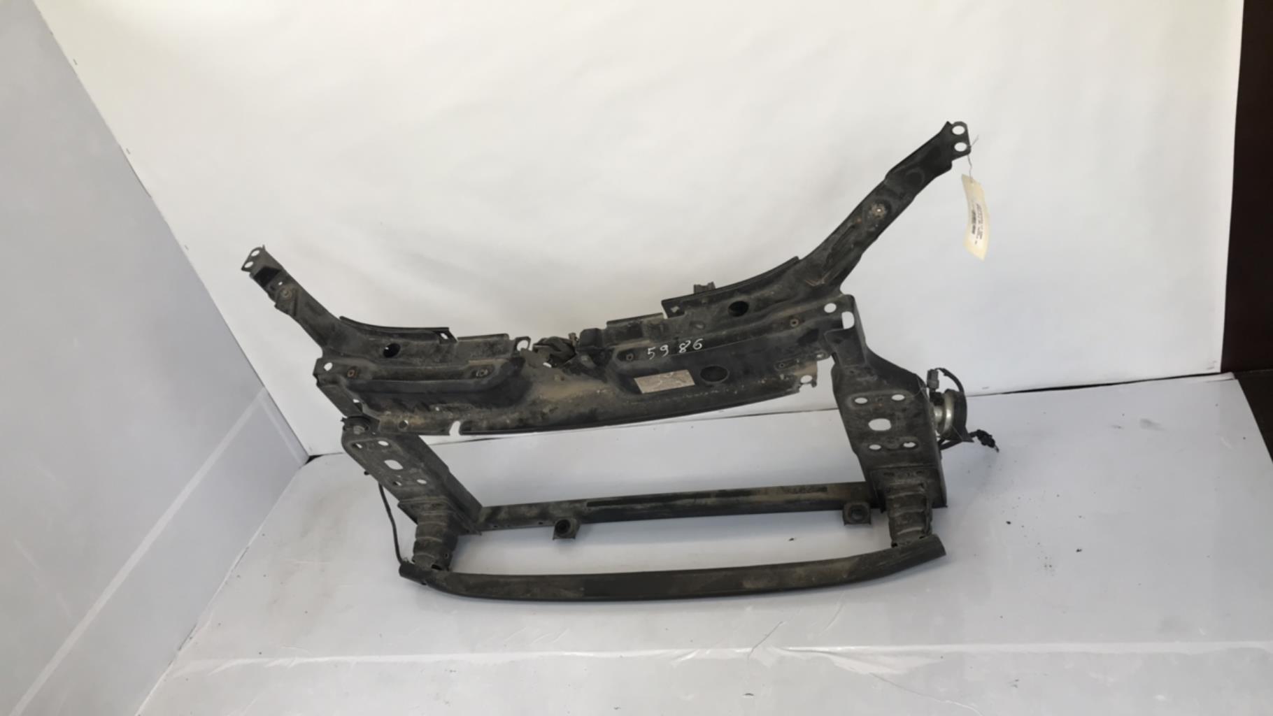Pannellatura anteriore VOLKSWAGEN GOLF 4 Gasolina - 1