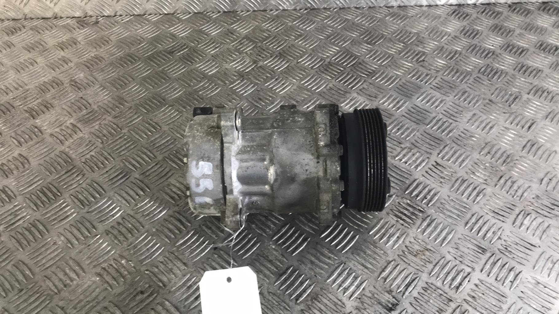 Compresseur clim VOLKSWAGEN BORA BREAK Diesel - 1