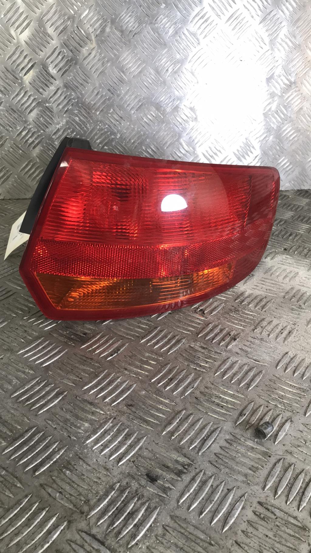 Fanale posteriore principale destro (luci) AUDI A3 2 SPORTBACK PHASE 1 Diésel - 1