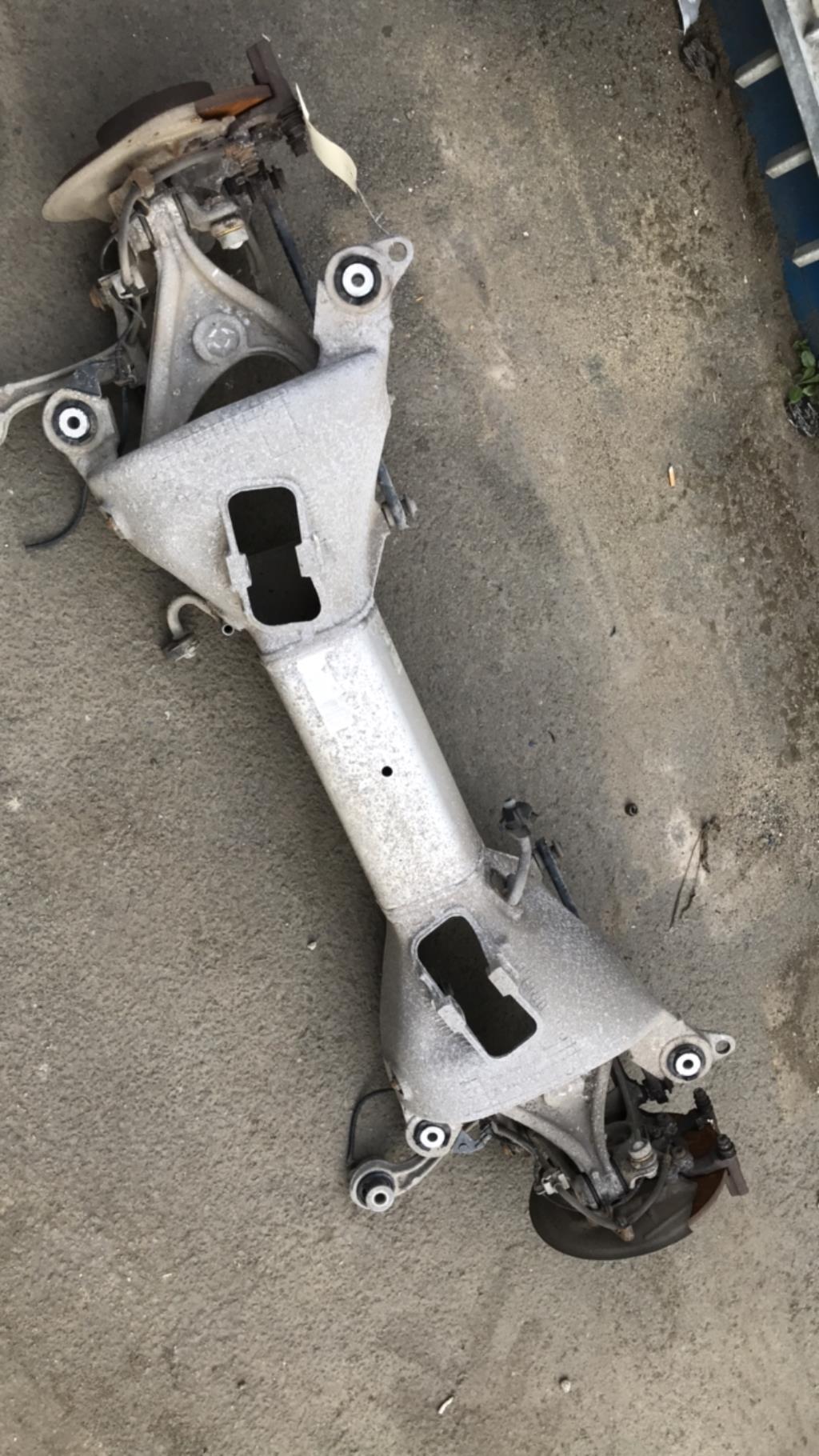 Train arriere complet PEUGEOT 407 COUPE Essence - 1