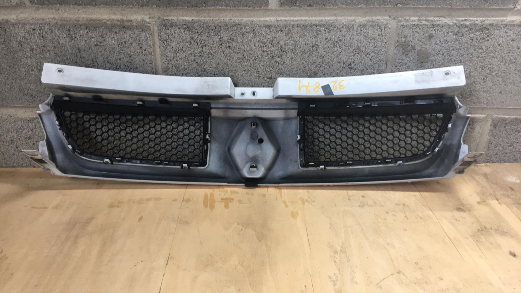 Calandre RENAULT TRAFIC 2 PHASE 1 Diesel - 1