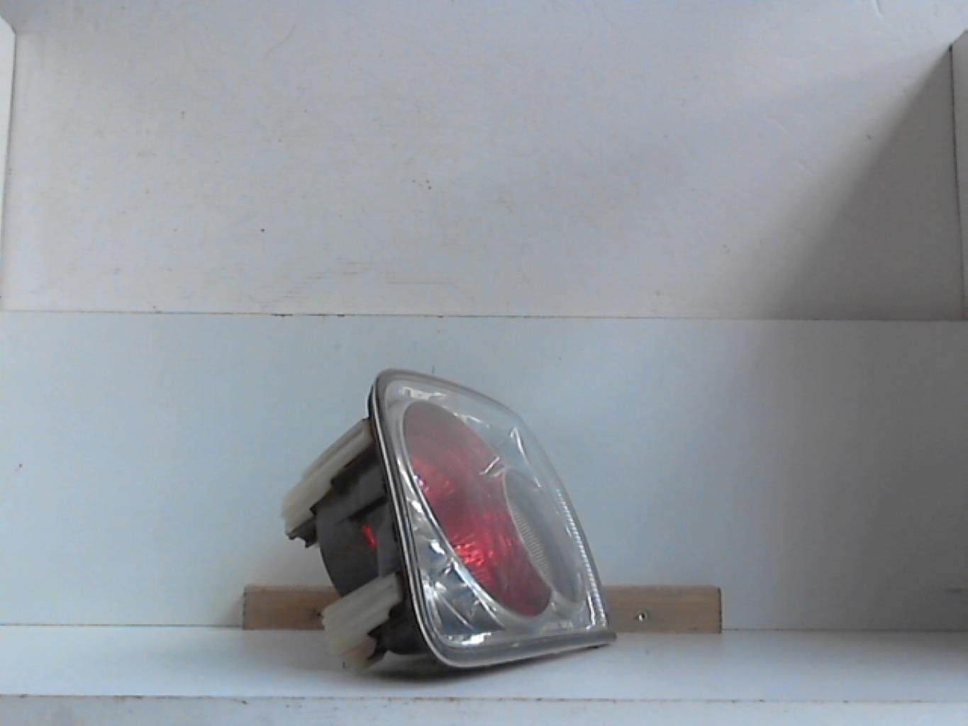 Feu arriere secondaire droit (feux) MAZDA 6 1 PHASE 1 Essence - 1