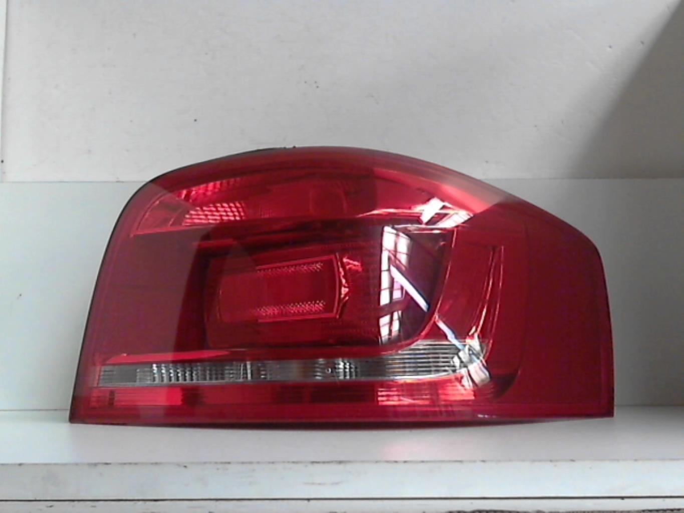 Feu arriere principal droit (feux) AUDI A3 2 PHASE 1 Essence - 1