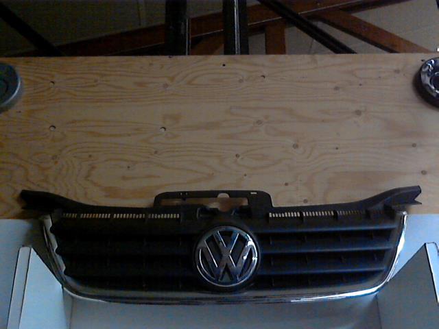 Calandre VOLKSWAGEN TOURAN 1 PHASE 1 Diesel - 1