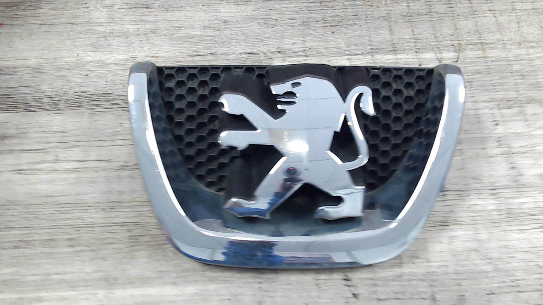 Logo PEUGEOT 207 PHASE 1 Essence - 1
