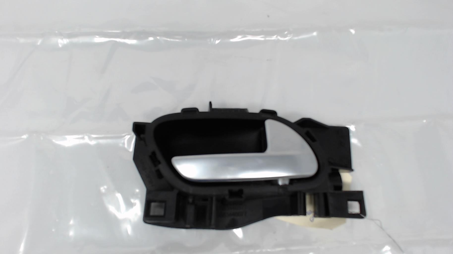 Poignee interieur avant droit DS DS3 PHASE 3 Diesel - 1