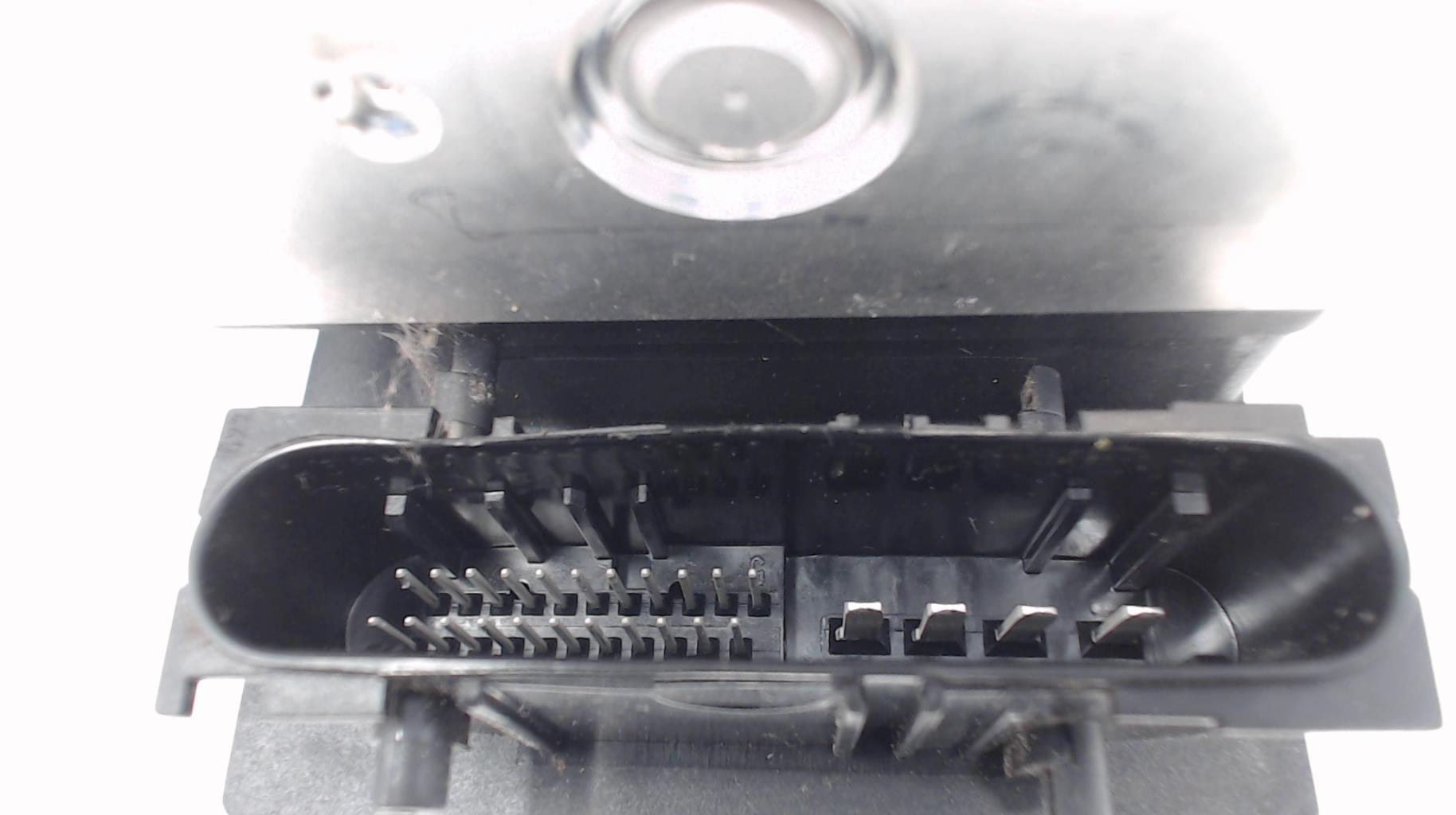 Bloc ABS (freins anti-blocage) RENAULT CLIO 3 PHASE 1 Essence - 1