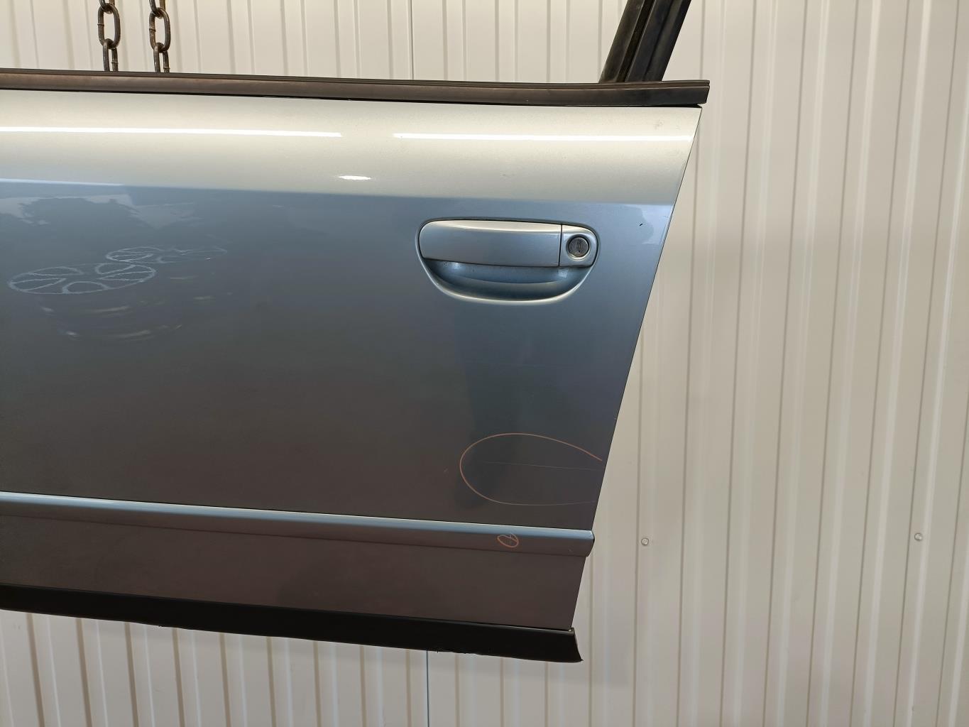 Porte avant gauche AUDI A4 2 PHASE 1  - 1