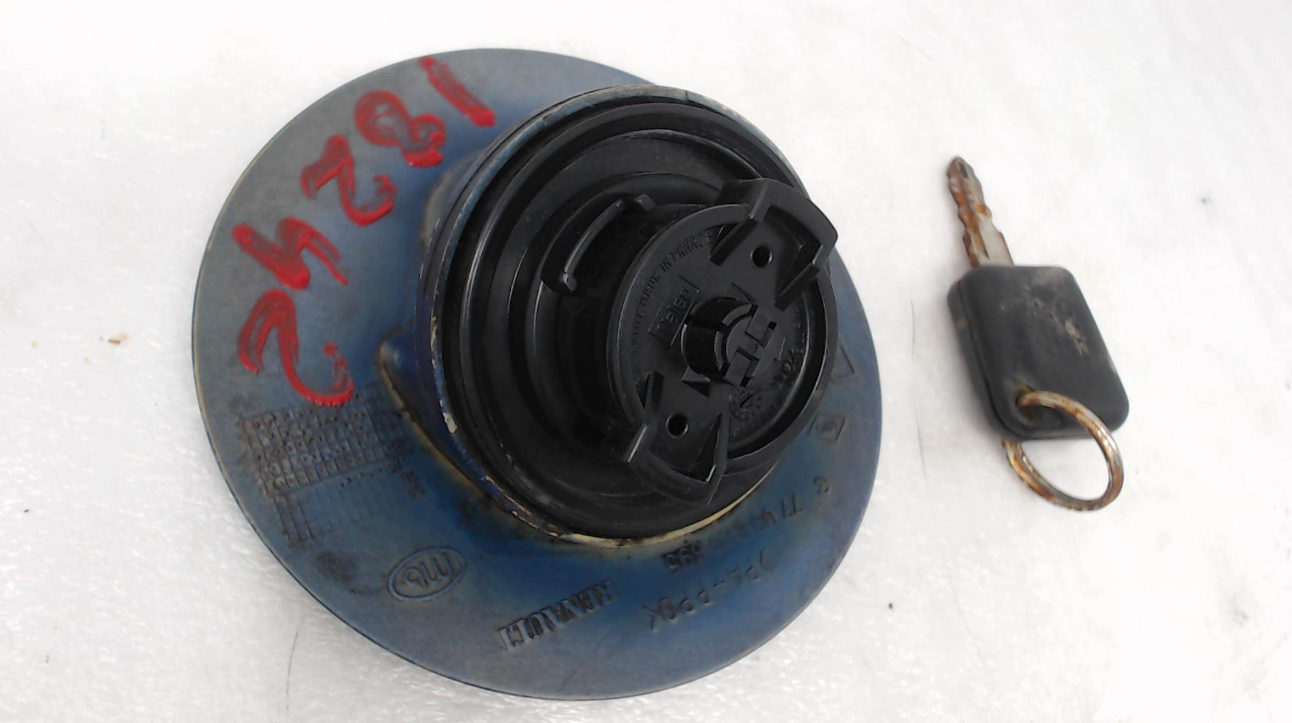 Bouchon de carburant RENAULT CLIO 1 PHASE 3 Essence - 1