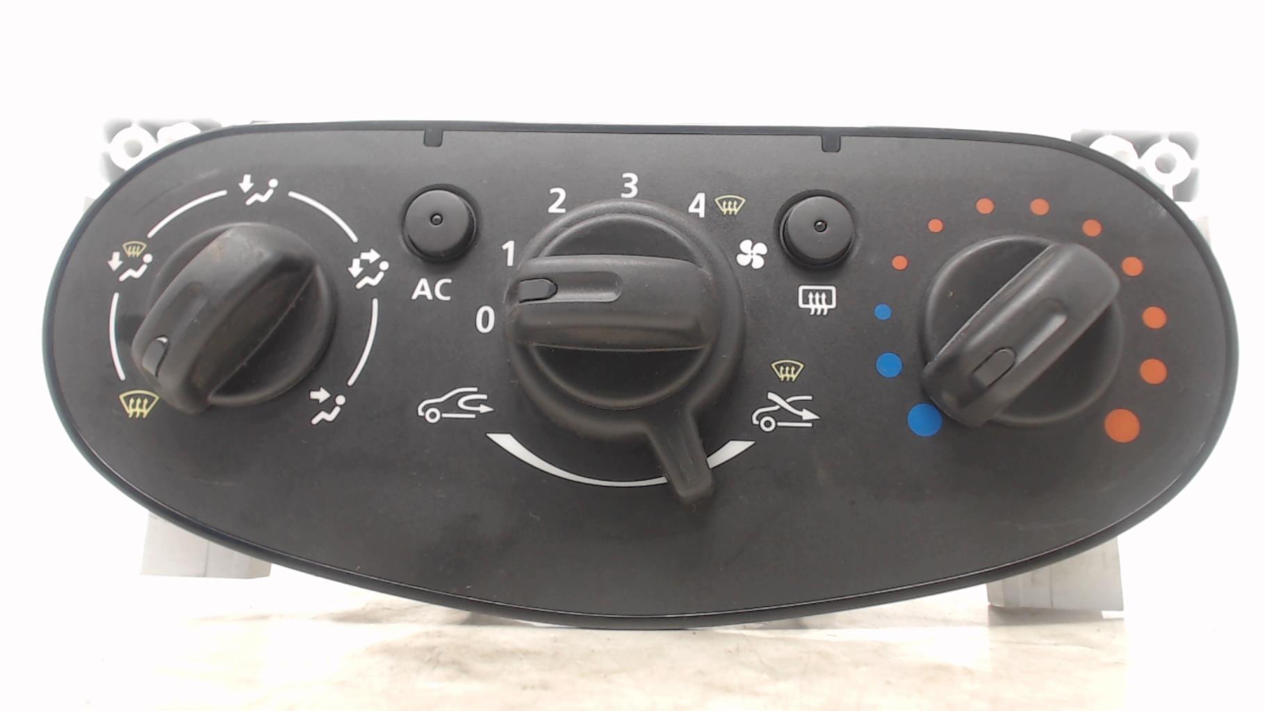Commande chauffage DACIA SANDERO 1 Diesel - 1