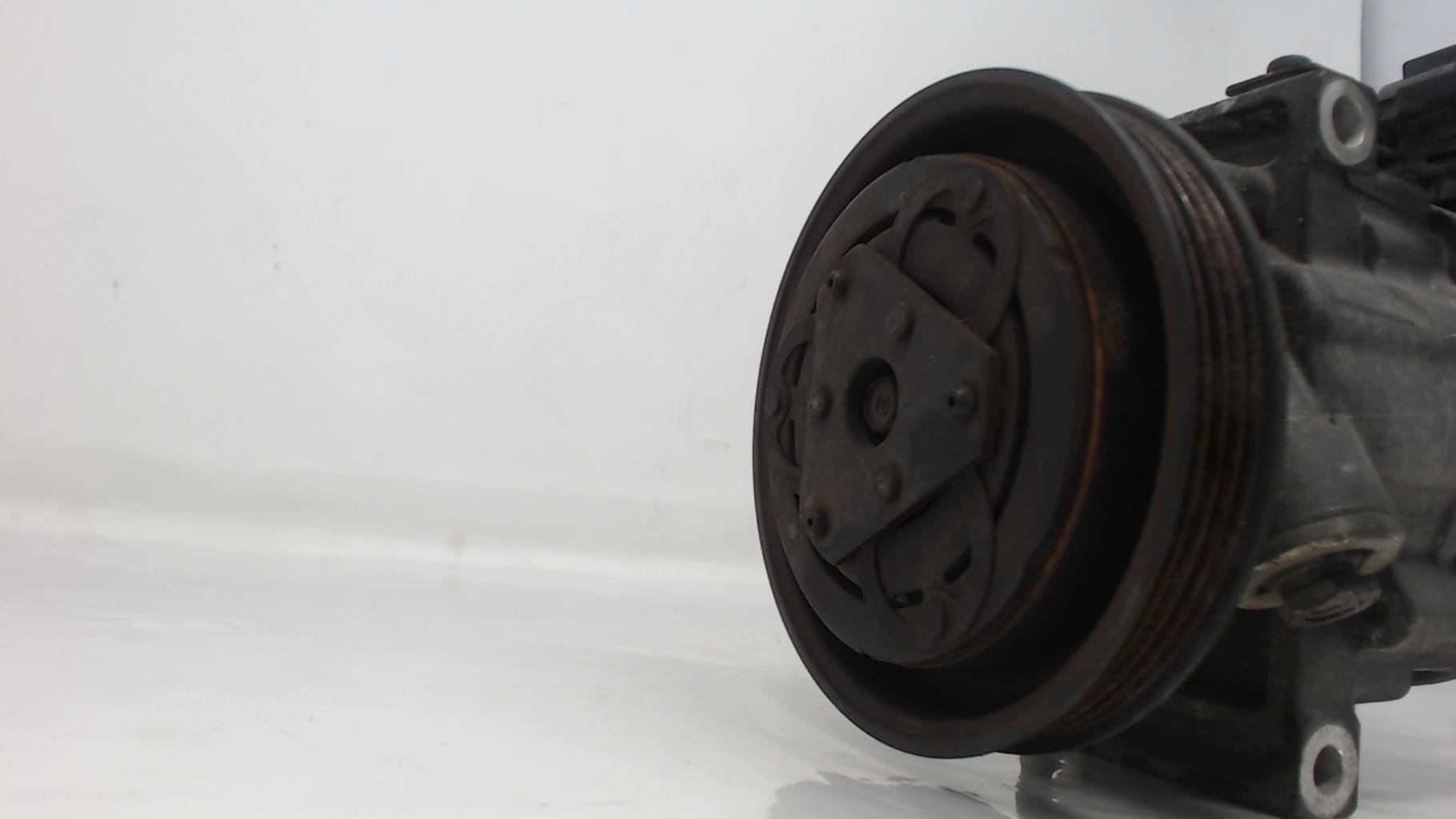 Compresseur clim NISSAN MICRA 3 PHASE 3 Essence - 1